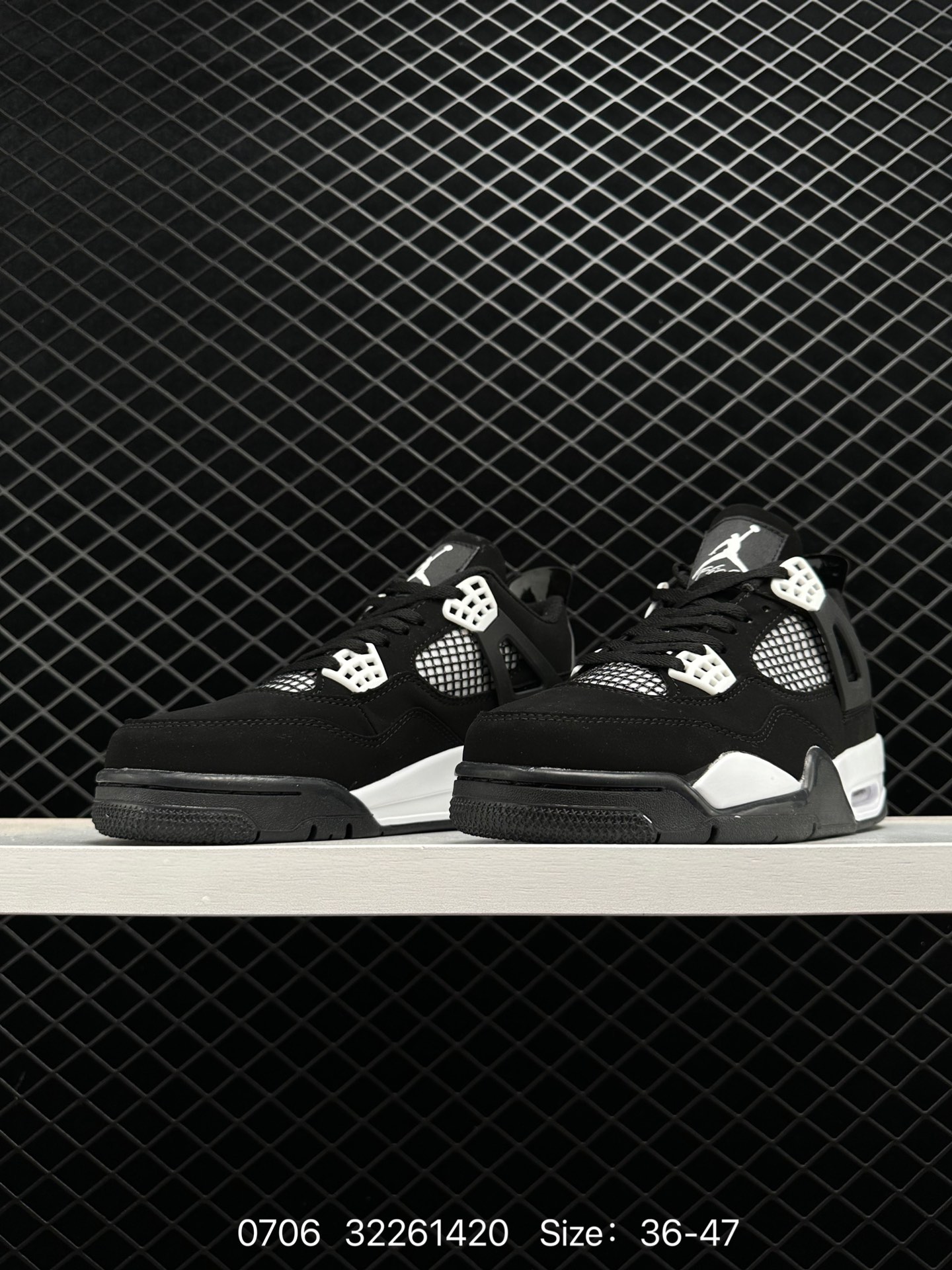 Air Jordan 4 “Cat”